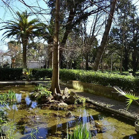Guest house Residencia Salesiana Marti-codolar
