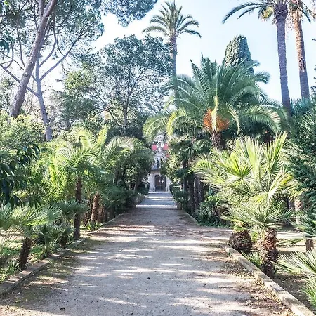 Residencia Salesiana Marti-codolar 巴塞罗那