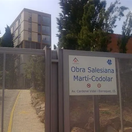 招待所 Residencia Salesiana Marti-codolar 巴塞罗那