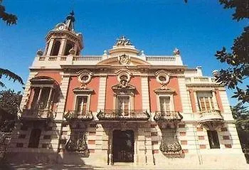 Residencia Salesiana Marti-codolar Гостевой дом Барселона