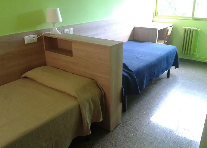 Residencia Salesiana Marti-codolar Maison d'hôtes Barcelone